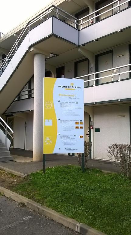 Premiere Classe Dreux Exterior foto