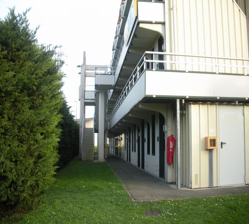 Premiere Classe Dreux Exterior foto