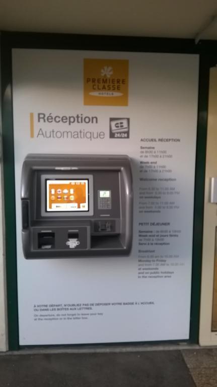 Premiere Classe Dreux Exterior foto