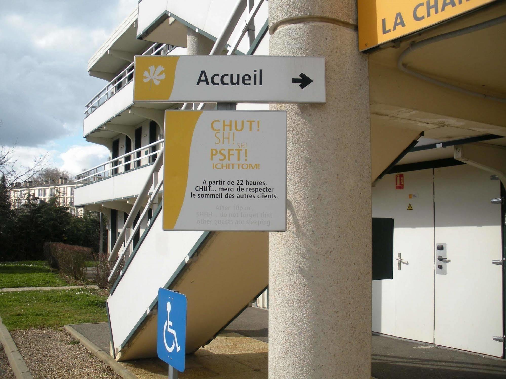 Premiere Classe Dreux Exterior foto